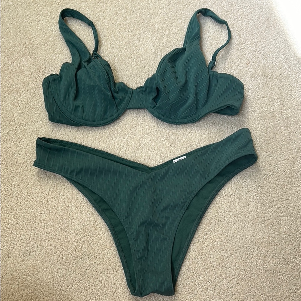 Green Women's Swimwear Set